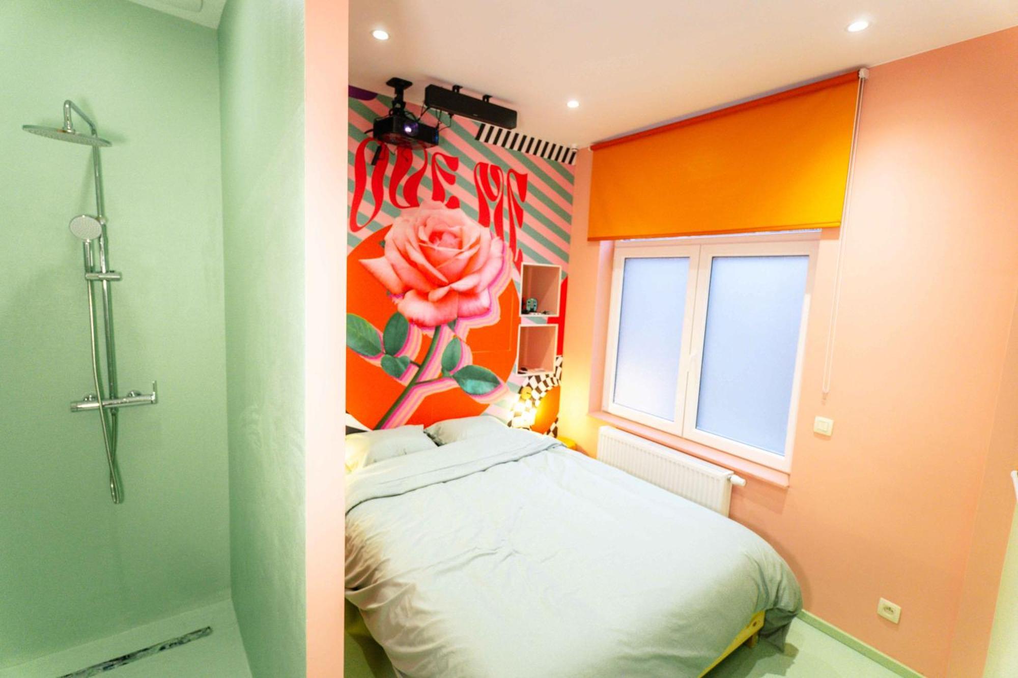 Capsule Flower - Balneo - Cinema - Billard - Nintendo Switch - Mons Centre Экстерьер фото