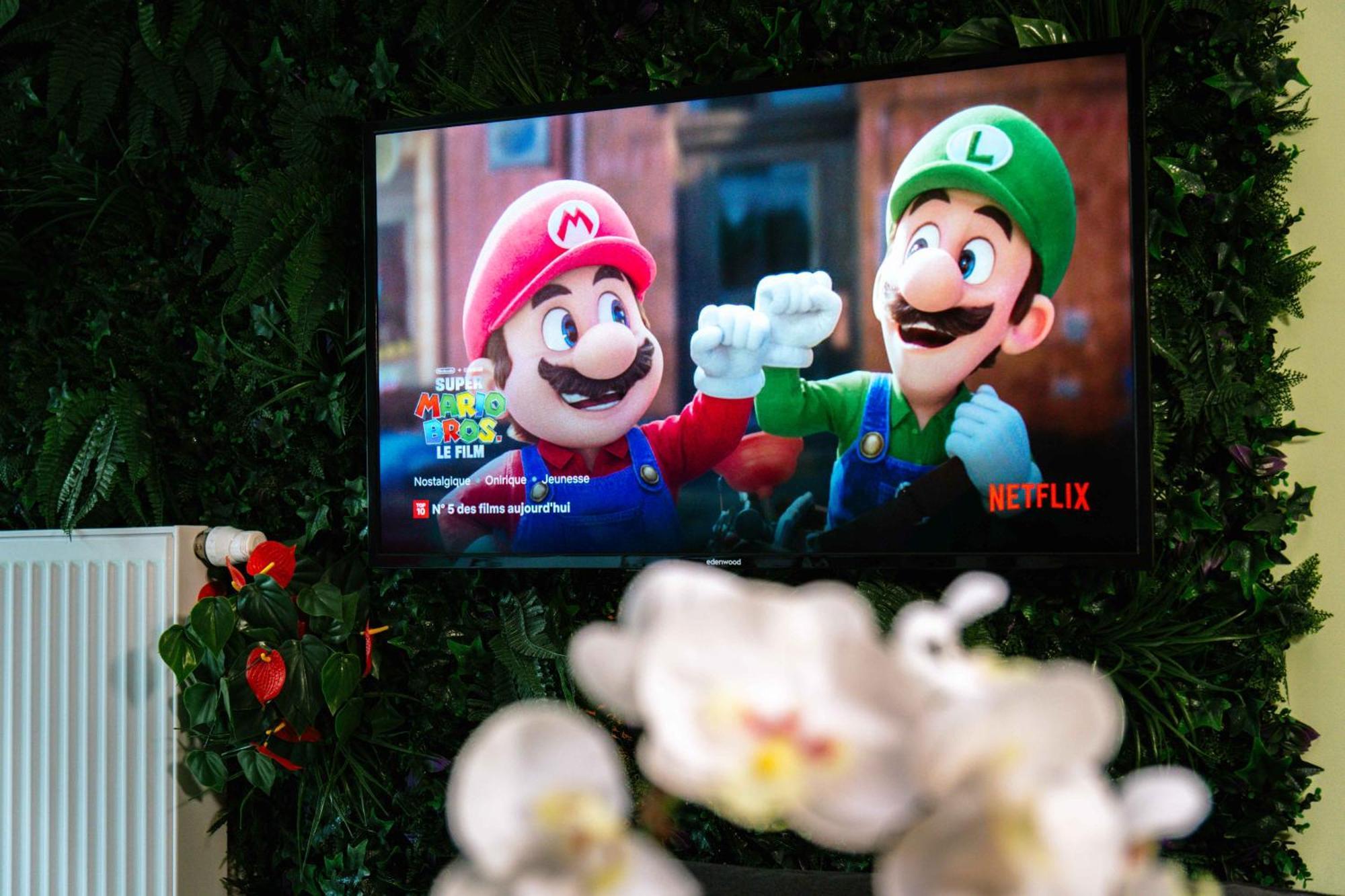 Capsule Flower - Balneo - Cinema - Billard - Nintendo Switch - Mons Centre Экстерьер фото